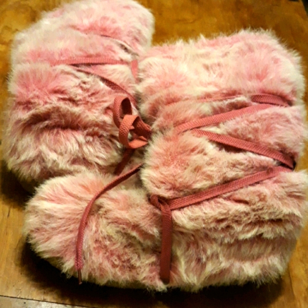 Bakers Pink fun, fuzzy lined boots.